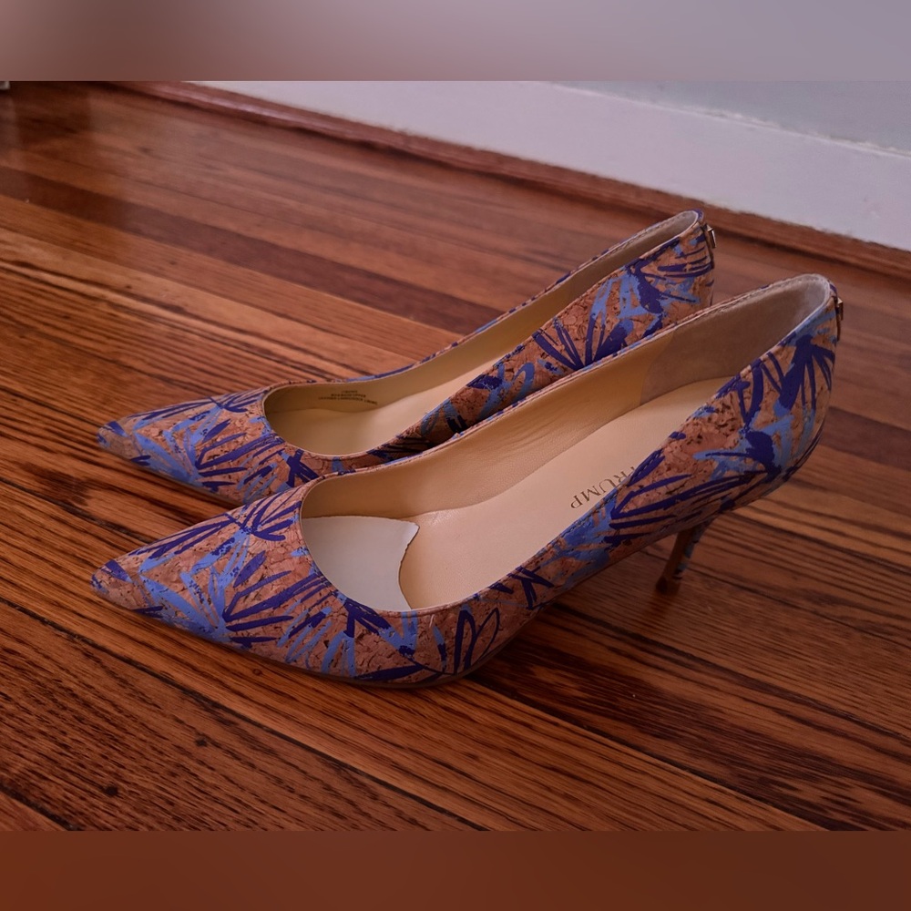 Ivanka Trump Blue and Tan Patterned Heels